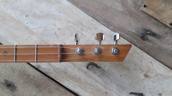 Gallery cigar box guitar