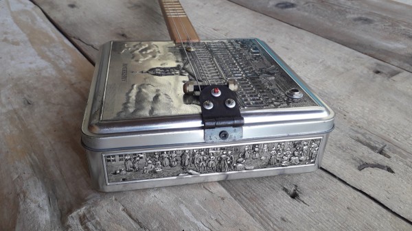 Gallery cigar box guitar