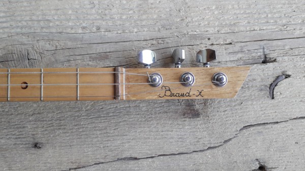 Gallery cigar box guitar