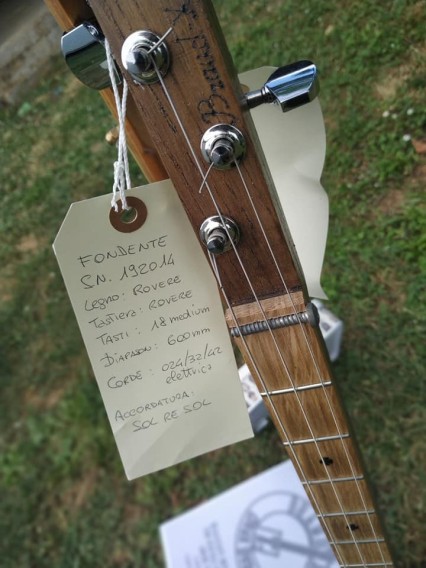 Gallery cigar box guitar