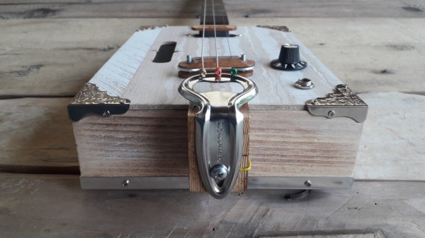 Gallery cigar box guitar