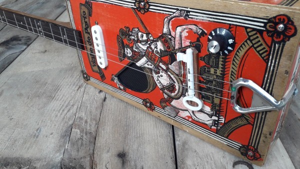 Gallery cigar box guitar