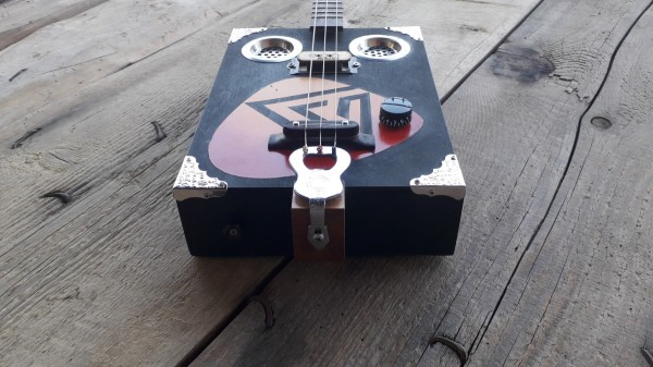 Gallery cigar box guitar