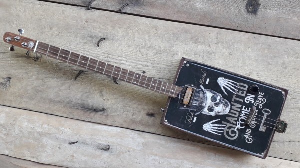 Gallery cigar box guitar