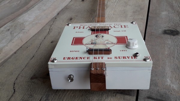 Gallery cigar box guitar