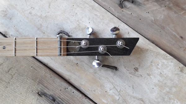 Gallery cigar box guitar